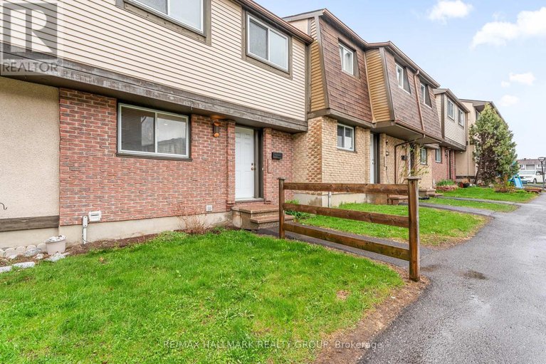 28325913/2788-pimlico-crescent/emerald-woodssawmill-creek/ottawa/ontario/K1T2A8_2