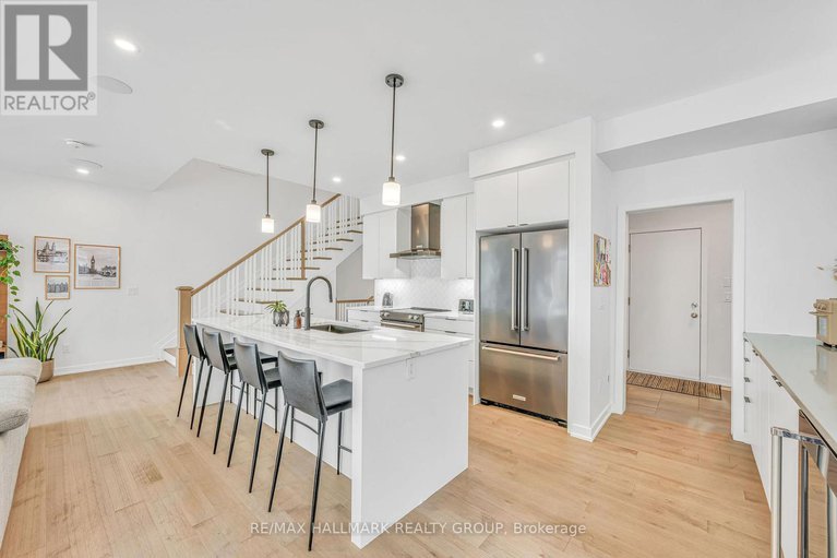 29240376/14-stanhope-court/stonebridge/ottawa/ontario/K2J6S2_9