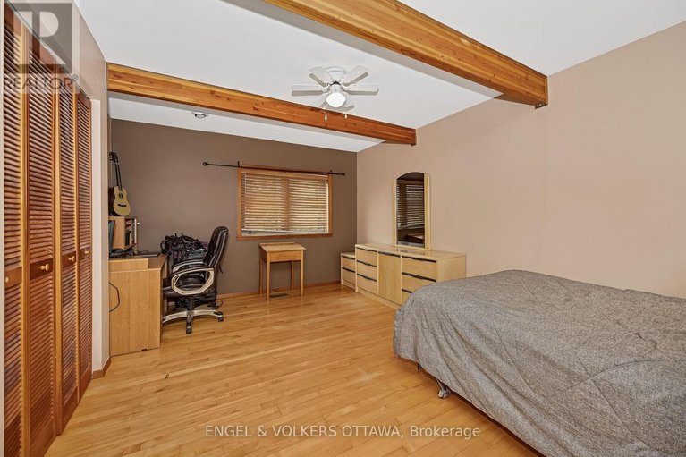 29610476/791-rock-road/north-grenville-twp-kemptville-south/north-grenville/ontario/K0G1S0_18