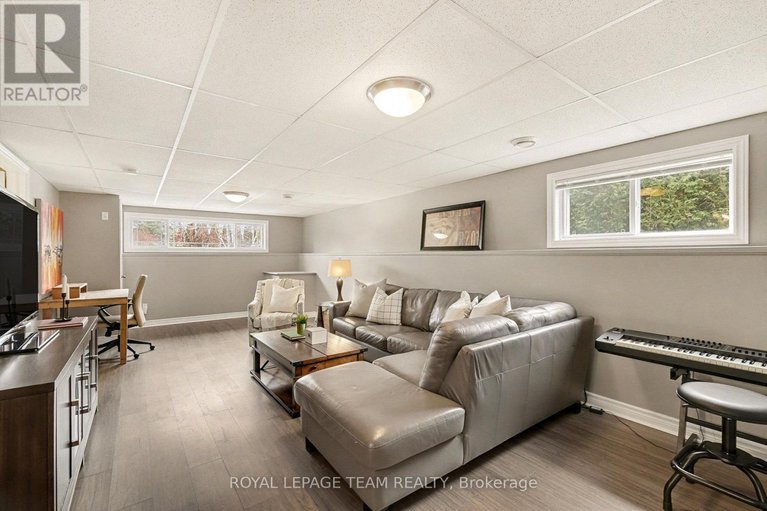 29238898/4298-schell-street/south-dundas-williamsburgh-twp/south-dundas/ontario/K0C2H0_10