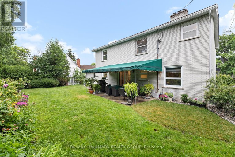 28574770/2435-georgina-drive/whitehaven/ottawa/ontario/K2B7N1_37