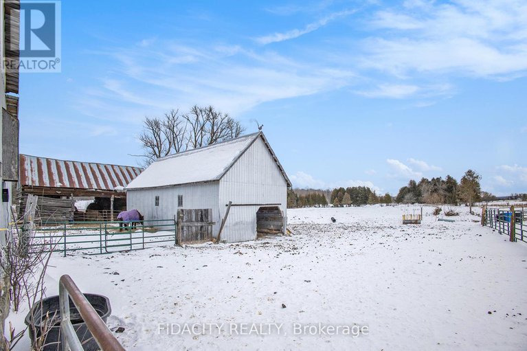 28628376/5046-carp-road/fitzroy-ward-south-east/ottawa/ontario/K0A2H0_26