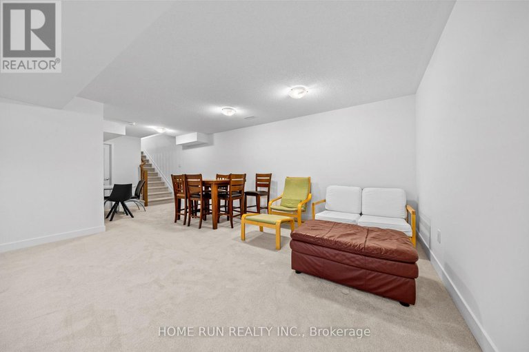 28232803/909-beckton-heights/stittsville-south/ottawa/ontario/K2S2X5_37