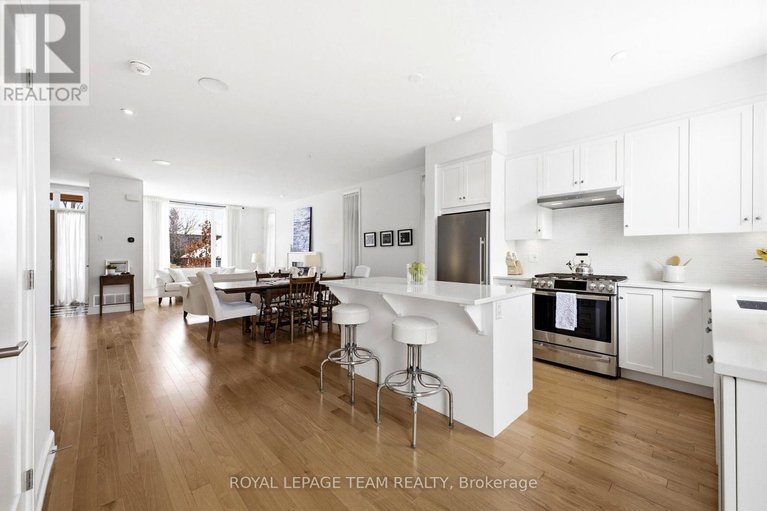 29580105/526-edison-avenue/mckellarhighland/ottawa/ontario/K2A3Y5_18