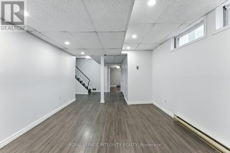 28843090/7900-decarie-drive/orleans-wood/ottawa/ontario/K1C2K3_35