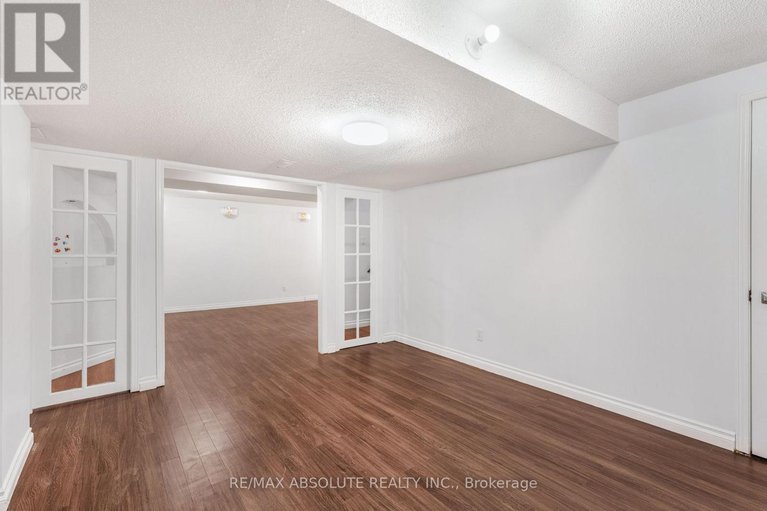 29194592/876-clearcrest-crescent/fallingbrookridgemount/ottawa/ontario/K4A3E6_30