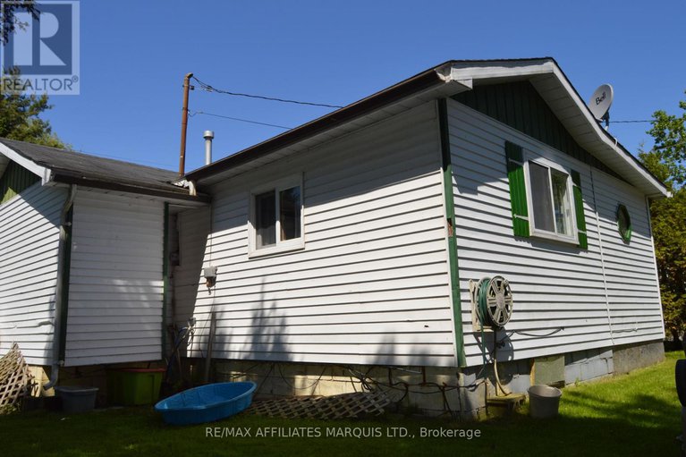 28411121/20930-derrig-road/south-glengarry-lancaster-twp/south-glengarry/ontario/K0C1N0_8