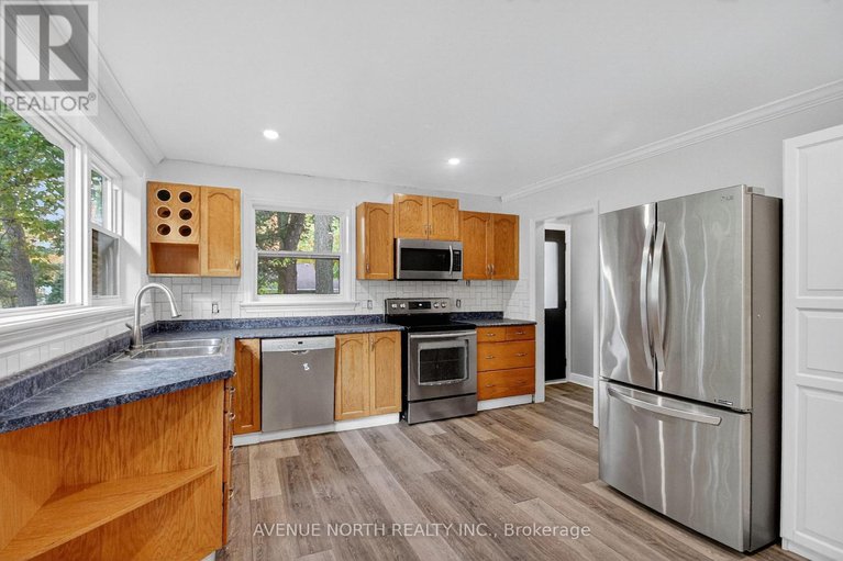 29034612/116-woods-road/constance-bay/ottawa/ontario/K0A3M0_12