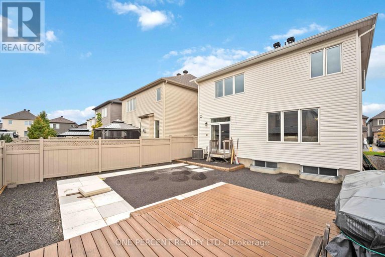 28251725/552-genevriers-street/avalon-west/ottawa/ontario/K4A3W4_38