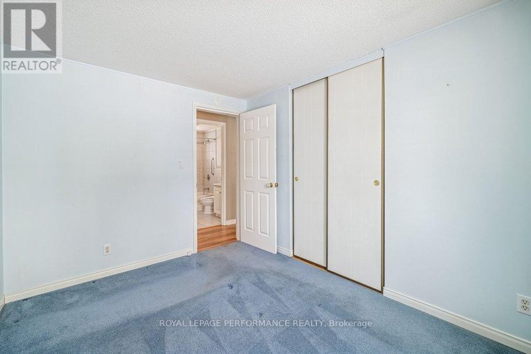 29377761/348-amiens-street/bilberry-creekqueenswood-heights/ottawa/ontario/K1E1N9_28