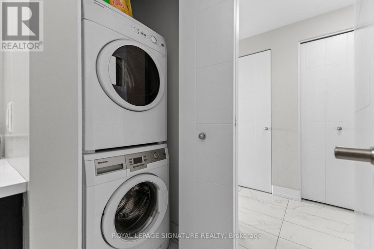 29292977/1307-40-nepean-street/ottawa-centre/ottawa/ontario/K2P0X5_31