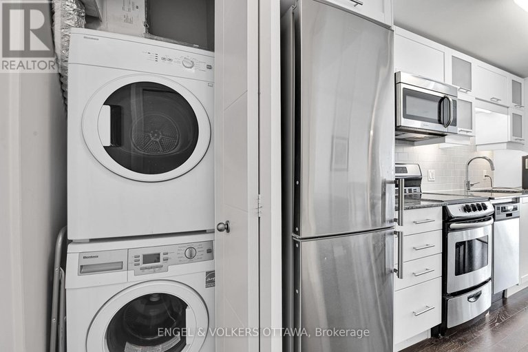 28562228/1304-40-nepean-street/ottawa-centre/ottawa/ontario/K2P0X5_9
