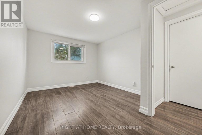 29653457/6-wolfgang-drive/knollsbrook/ottawa/ontario/K2J1T1_14