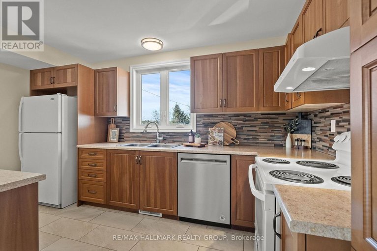 29573198/2431-dunning-road/cumberland-west/ottawa/ontario/K4C1L8_6