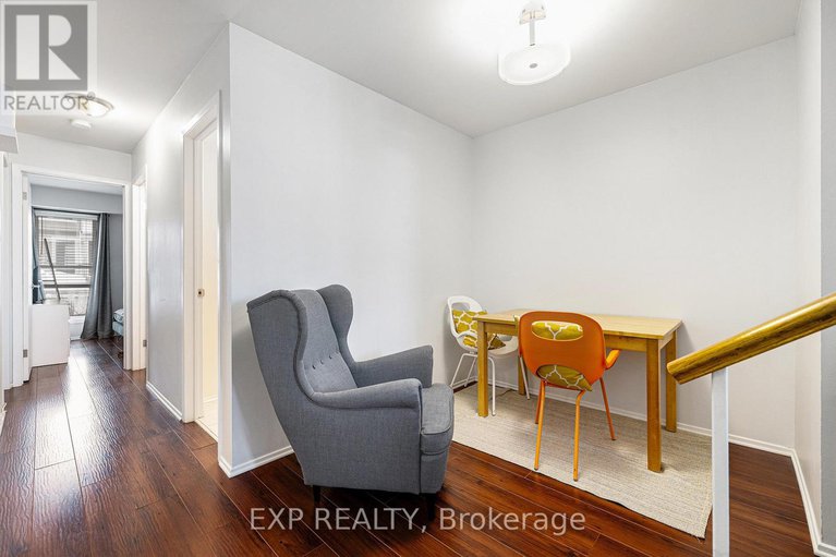 28423054/b-207-woodfield-drive/tanglewood/ottawa/ontario/K2G4P2_9