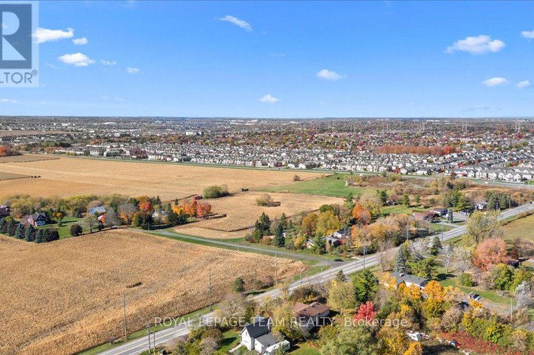 29257650/5410-old-richmond-road/fallowfield/ottawa/ontario/K2R1G7_39