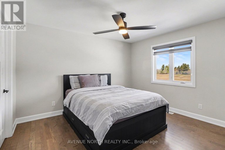 29584861/668-geneva-crescent/embrun/russell/ontario/K0A1W0_16