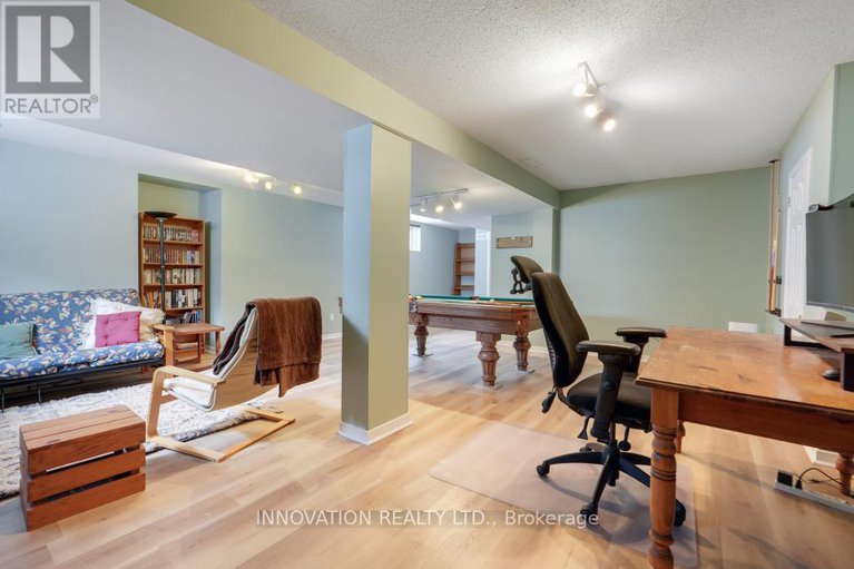 29358021/1500-ambassador-avenue/carson-grove/ottawa/ontario/K1J1G5_35