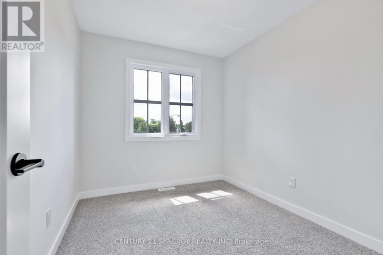 28644848/17-helen-street/north-stormont-finch-twp/north-stormont/ontario/K0A1R0_35