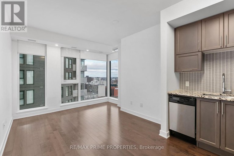 28231546/1705-179-metcalfe-street/ottawa-centre/ottawa/ontario/K2P0W1_5
