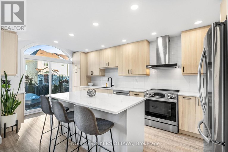 29247647/506-allegro-way/avalon-east/ottawa/ontario/K4A0H6_13