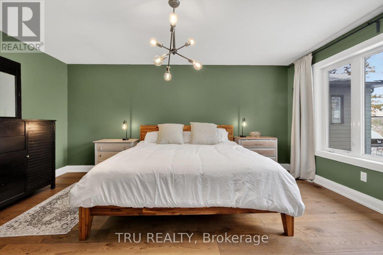 29420434/839-riddell-avenue-n/mckellar-heightsglabar-park/ottawa/ontario/K2K1X7_27