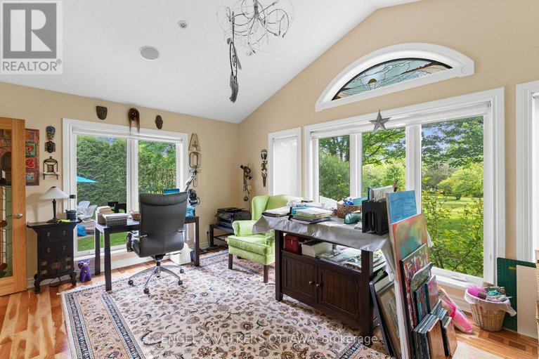 28485285/24-doris-avenue/blossom-parkkemp-parkfindlay-creek/ottawa/ontario/K1T3W8_29