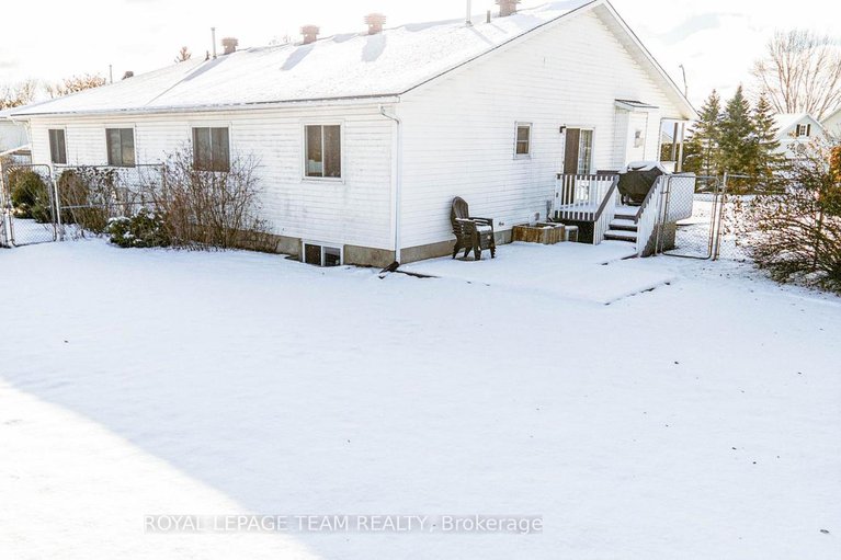 29324372/55-gale-street/almonte/mississippi-mills/ontario/K0A1A0_32