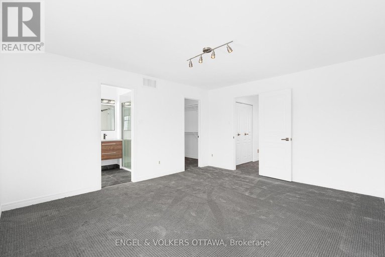 29344132/318-parkin-circle/blossom-parkkemp-parkfindlay-creek/ottawa/ontario/K1T4G6_28