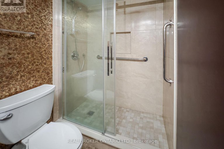 28590903/1402-151-bay-street/ottawa-centre/ottawa/ontario/K1R7T2_23