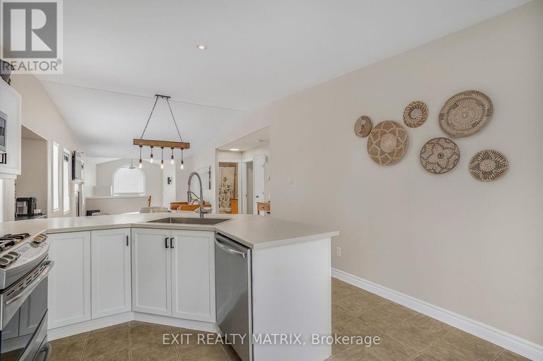 29648869/403-centenaire-street/embrun/russell/ontario/K0A1W0_12