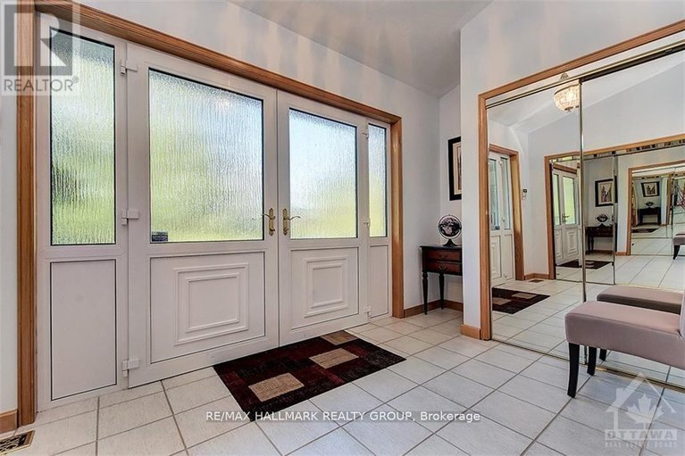 29662785/100-delong-drive/rothwell-heights/ottawa/ontario/K1J7E1_3