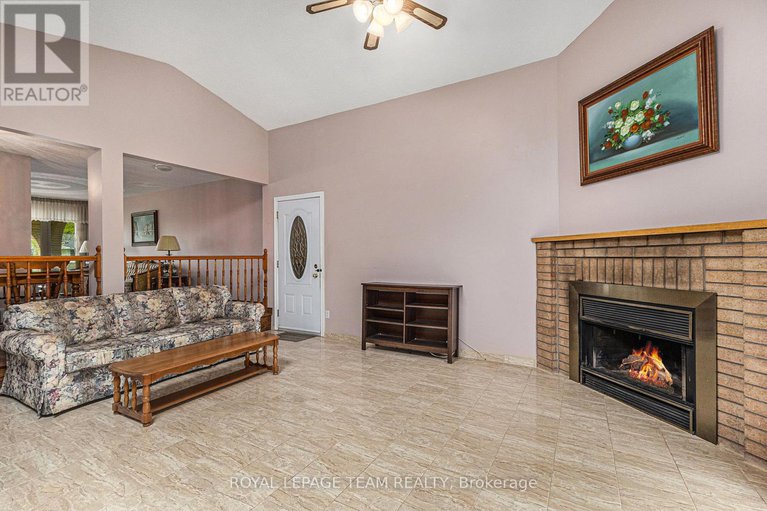 28309030/53-viewmount-drive/meadowlandscrestview/ottawa/ontario/K2G3C4_7