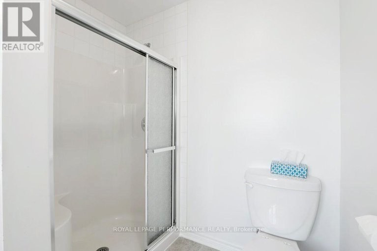 29648460/203-bradwell-way/blossom-parkkemp-parkfindlay-creek/ottawa/ontario/K1T4J4_23