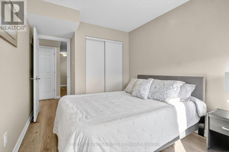28991192/815-mikinak-road/cfb-rockcliffe-and-area/ottawa/ontario/K1K4Z9_30