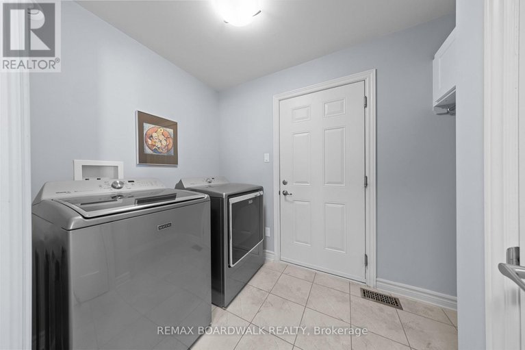 29641408/211-mckenny-street/mississippi-mills-ramsay-twp/mississippi-mills/ontario/K0A1A0_26