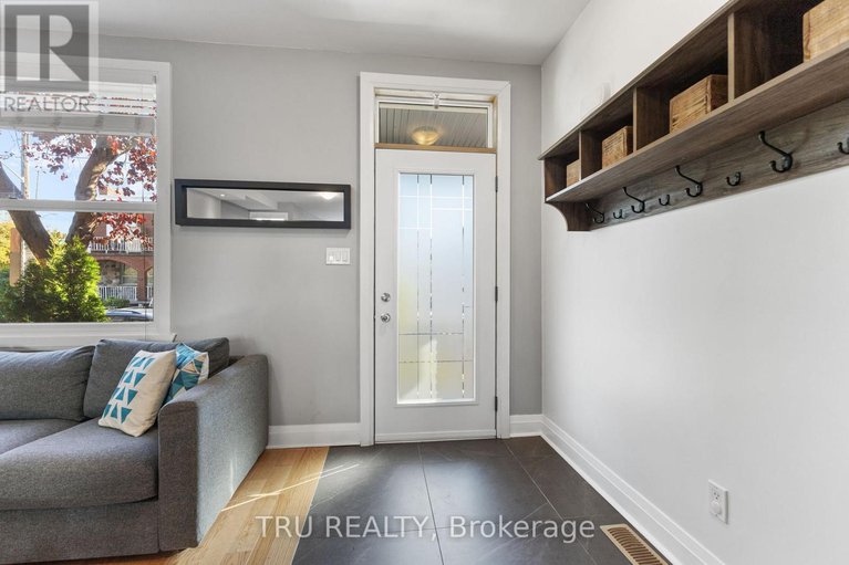 28944399/168-arthur-street/west-centre-town/ottawa/ontario/K1R7C4_3