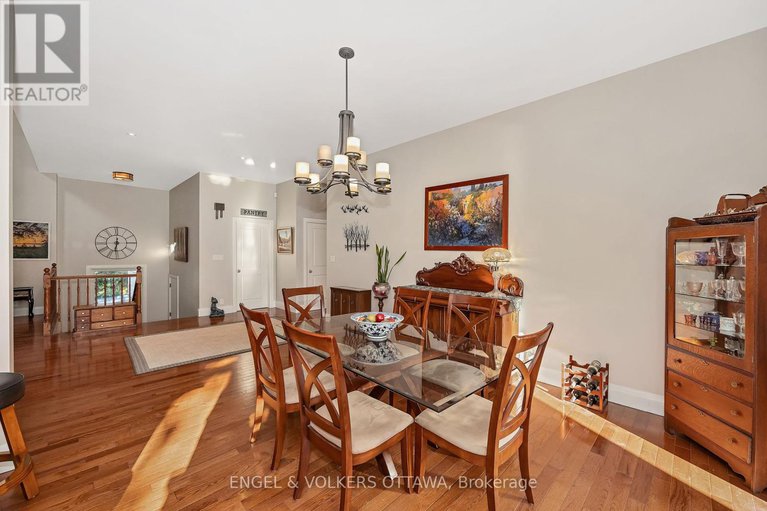 28739995/1836-whitemarsh-crescent/kanata-north-west/ottawa/ontario/K2W1B5_11