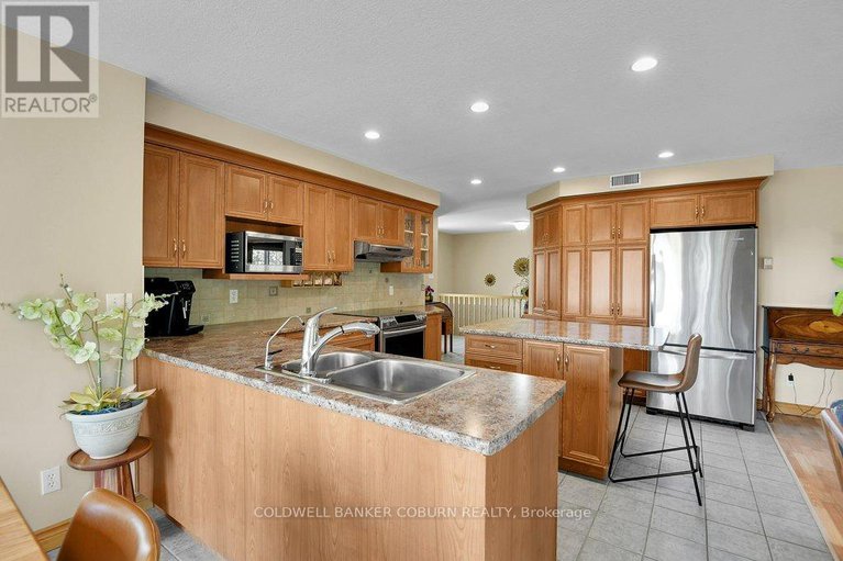 28886183/11229-lakeshore-drive/south-dundas-matilda-twp/south-dundas/ontario/K0E1K0_8