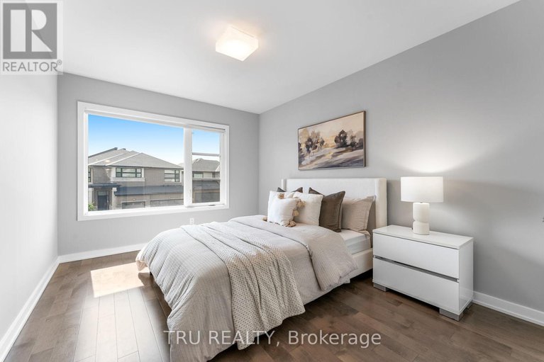 29255060/250-sunnyridge-crescent/emerald-meadowstrailwest/ottawa/ontario/K2M0H3_35