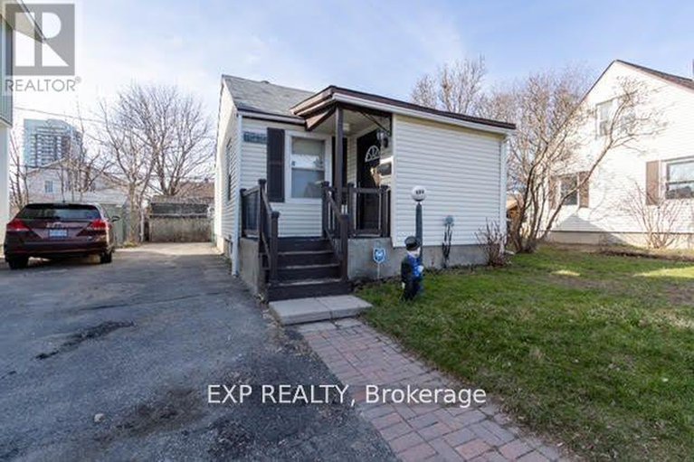 28390177/149-crerar-avenue/carlington/ottawa/ontario/K1Z7P4_23