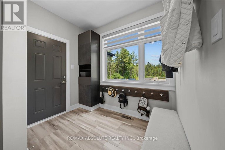 28693954/144-derbeyshire-street/kanata-north-west/ottawa/ontario/K2W0E7_24