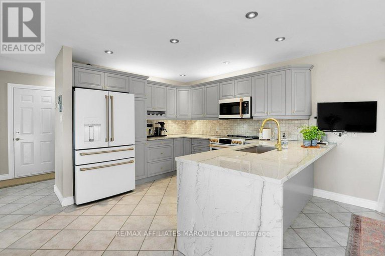 28766360/18235-county-rd-2-road-e/south-glengarry-charlottenburgh-twp/south-glengarry/ontario/K6H5R5_7