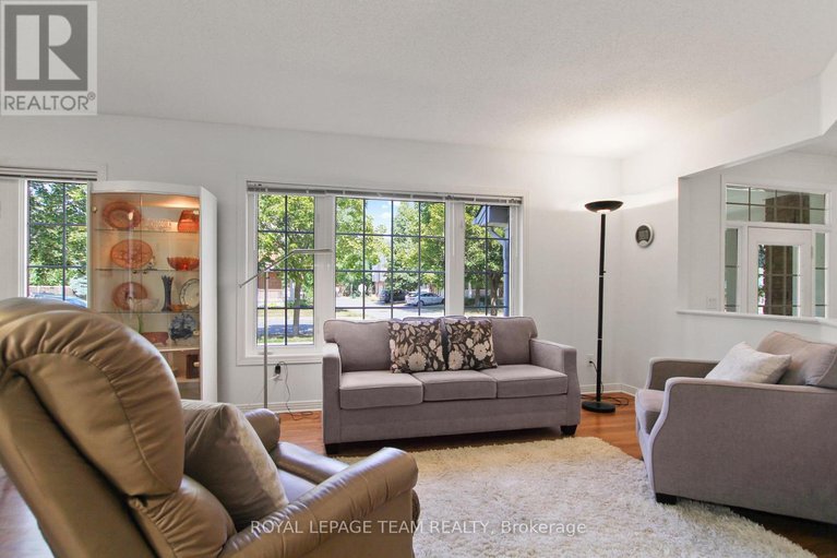 28726721/46-kettleby-street/beaverbrook/ottawa/ontario/K2K3C4_11