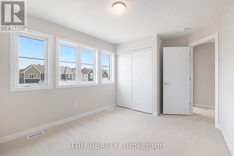 28628636/531-oldenburg-avenue/btwn-franktown-rd-fallowfield-rd/ottawa/ontario/K0A2Z0_23