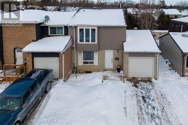 29284371/2390-rondel-street/blackburn-hamlet-south/ottawa/ontario/K1B4M2_3