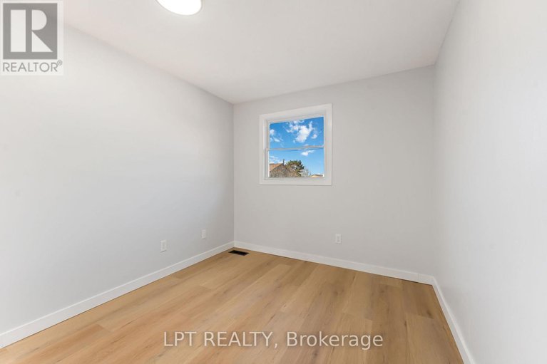 29131767/71-1743-trappist-lane/convent-glen-south/ottawa/ontario/K1C1X7_19