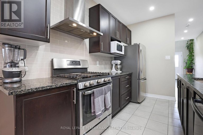 28652205/10-kinetic-way/cedargrovefraserdale/ottawa/ontario/K2J0C9_10