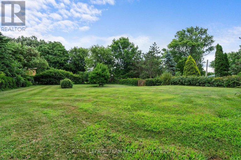 29416731/5687-cherry-street/south-dundas-williamsburgh-twp/south-dundas/ontario/K0C1X0_31