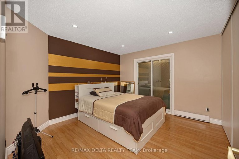 29650588/119-318-lorry-greenberg-drive/hunt-club-parkgreenboro/ottawa/ontario/K1T2R5_26